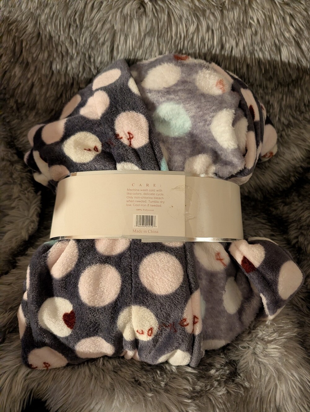 Hotel Spa Collection Cozy Plush Robe - Gray - Picture 3 of 4